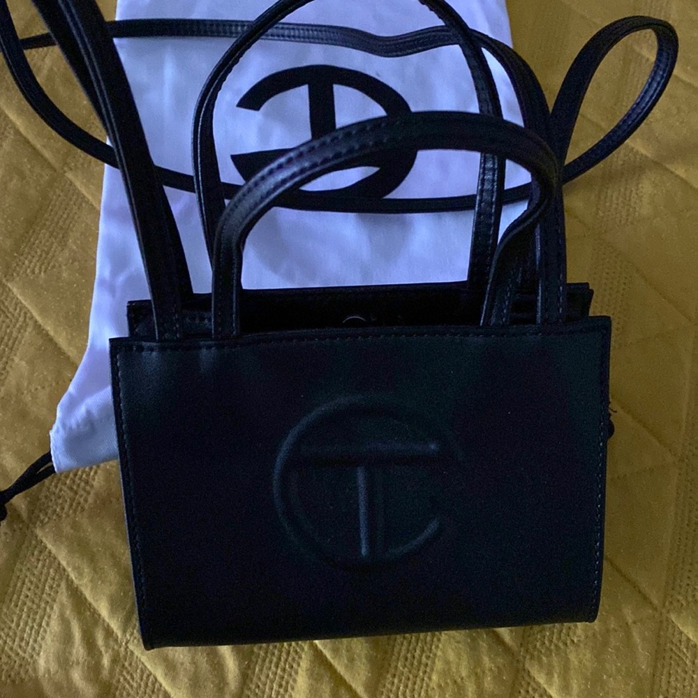 Black Telfar Bag Size: S